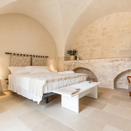 Masseria Luigi Flora 3*