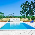 Masseria Luigi Flora Guest house Ceglie Messapica