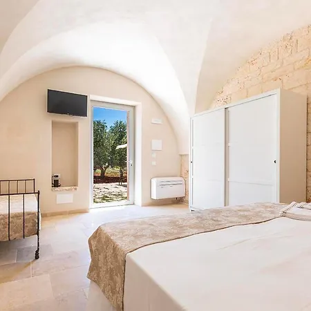 Masseria Luigi Flora 3*