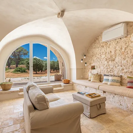 Pensión Masseria Luigi Flora 3*