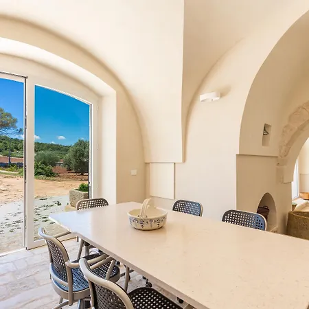 Pensión Masseria Luigi Flora 3*