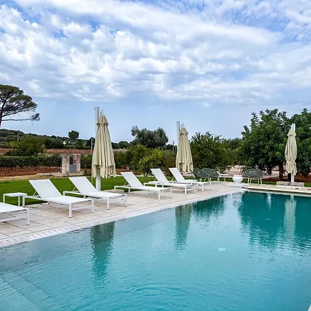 Pensión Masseria Luigi Flora 3*