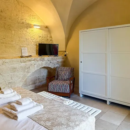Pensjonat Masseria Luigi Flora 3*